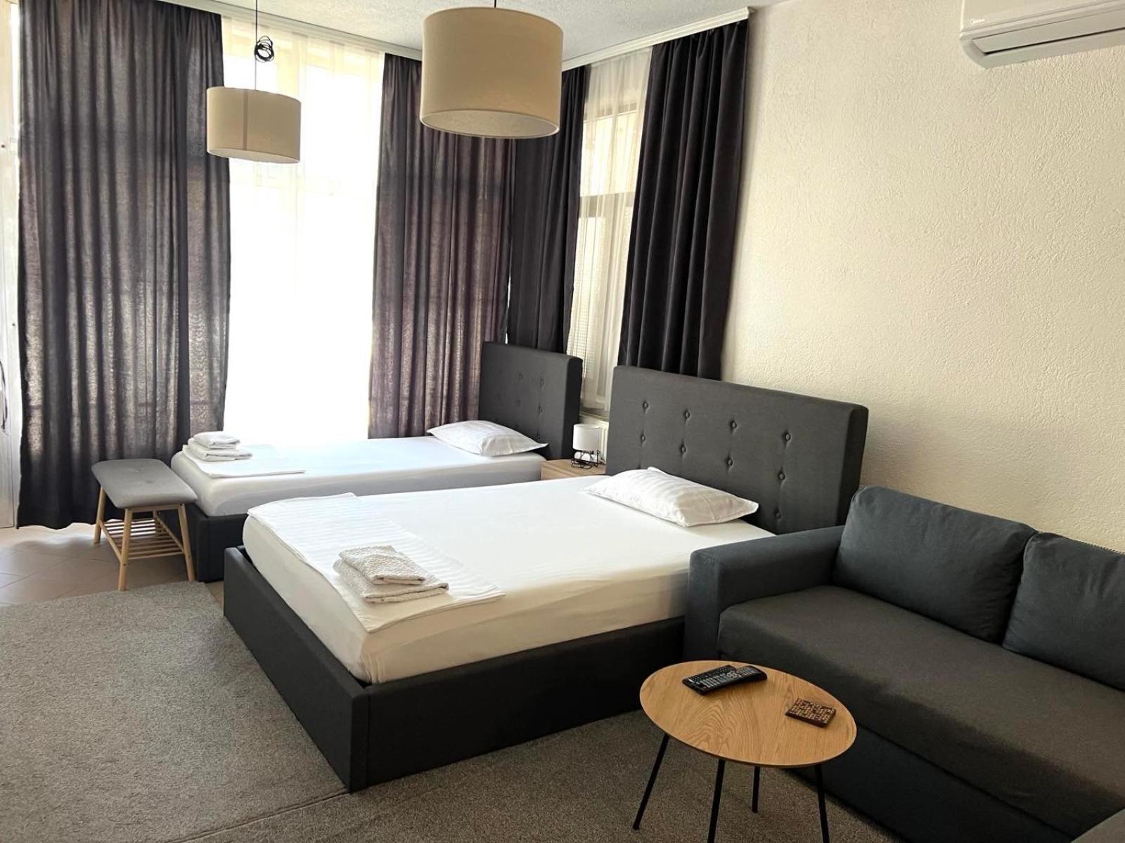 Apartamento Friendly Rent Pristina Exterior foto
